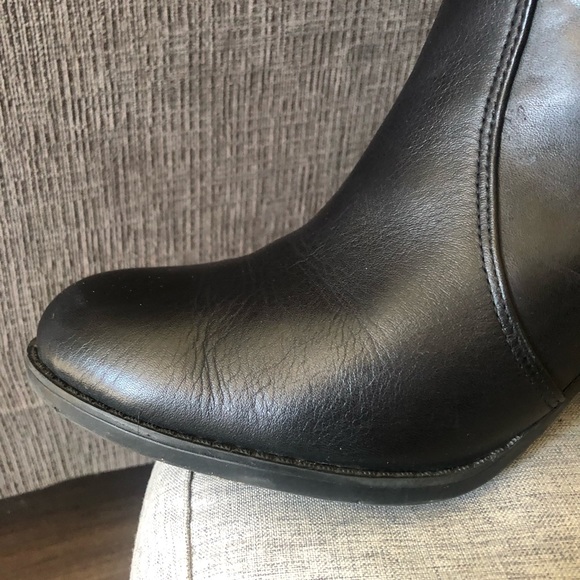 Black knee high leather Nine West Boots. Great used condition. - Picture 8 of 8
